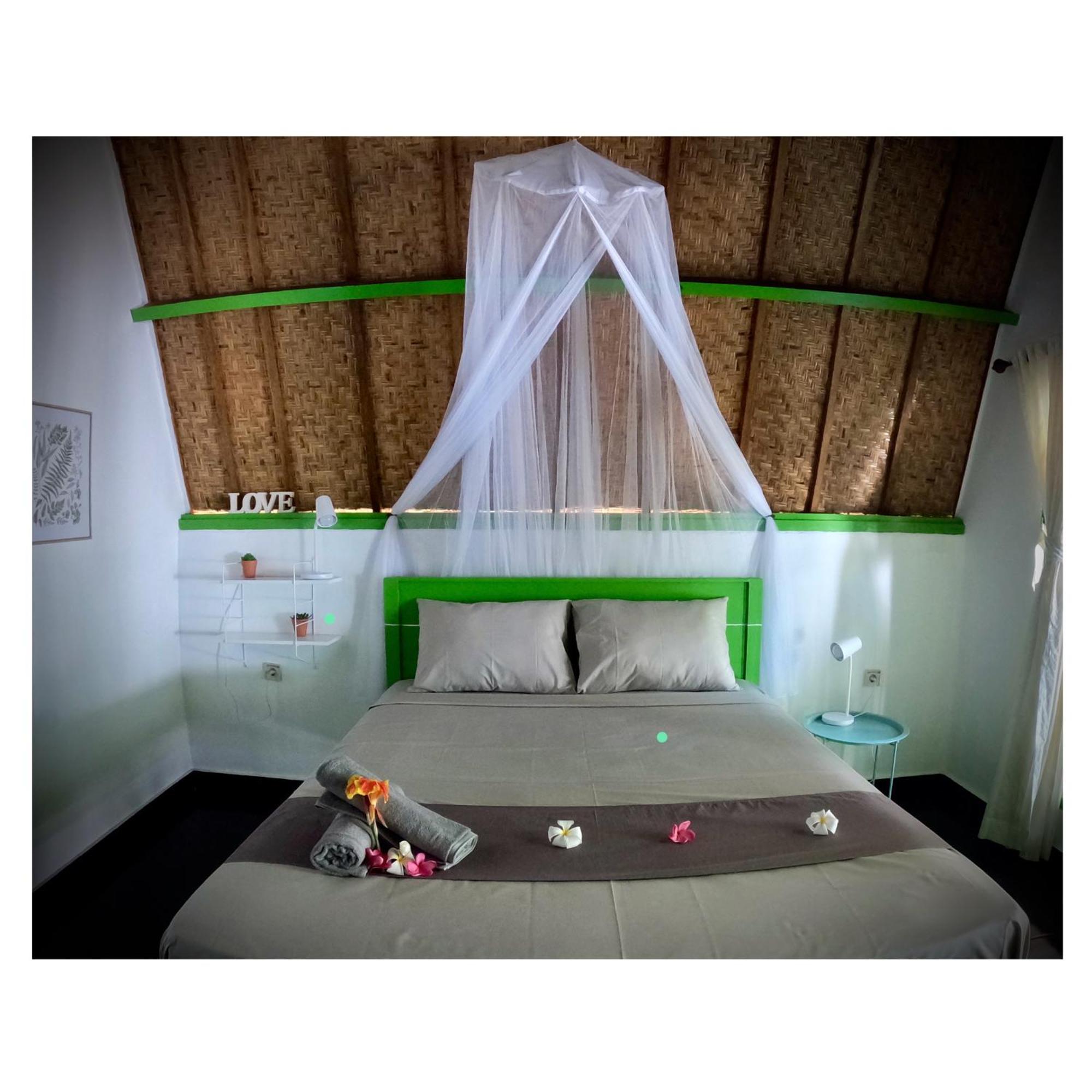 Kaktus Bungalow 1 Gili Air Exterior photo