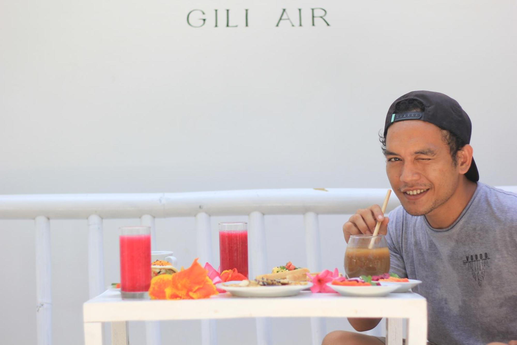 Kaktus Bungalow 1 Gili Air Exterior photo